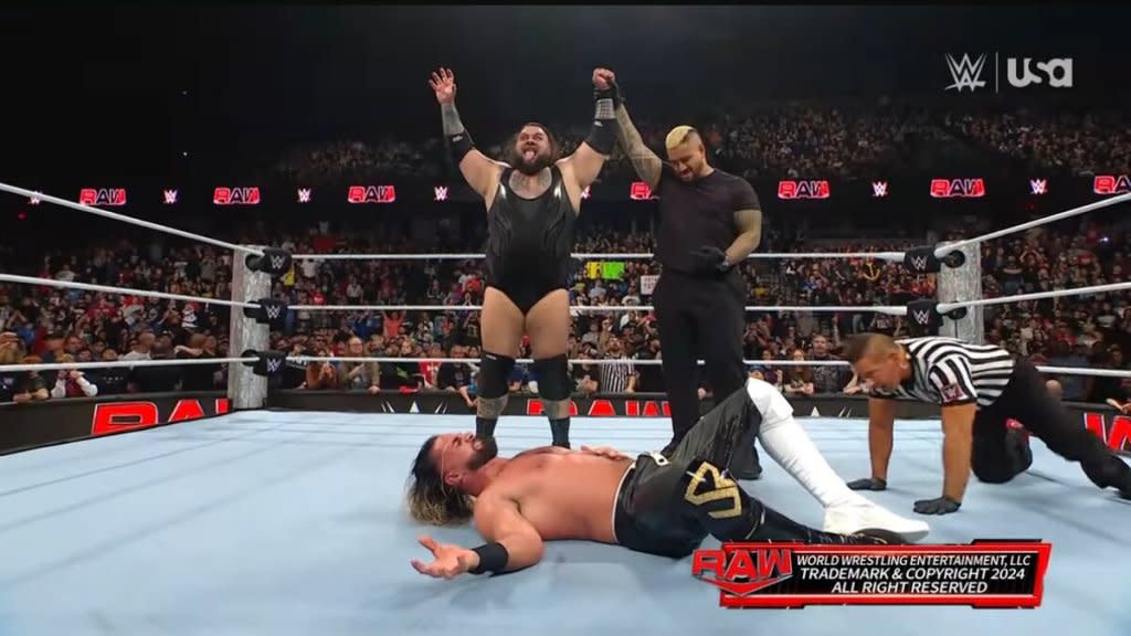 WWE RAW Spoilers: Bronson Reed Defeats Seth Rollins with Solo Sikoas Help