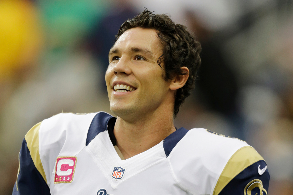 sam bradford net worth: Discover the quarterbacks huge earnings!