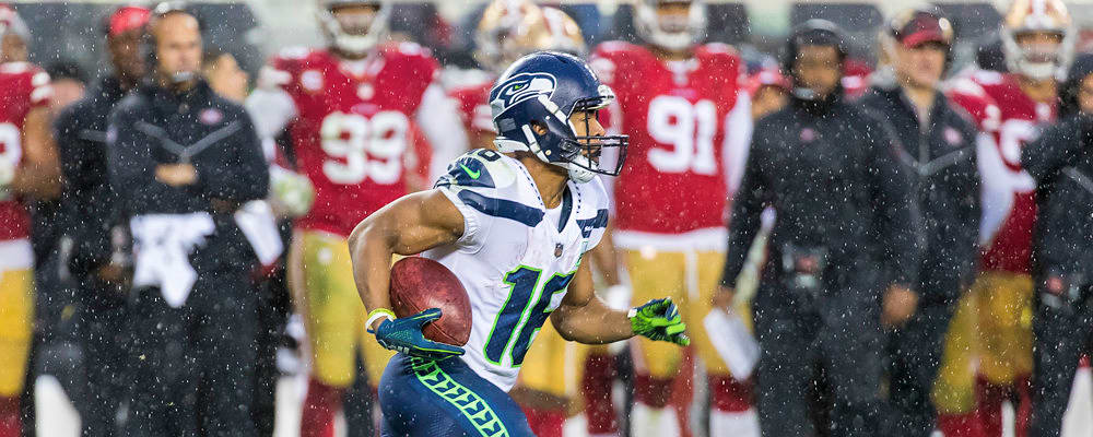 Should I Start Tyler Lockett or Zach Charbonnet in My Fantasy Lineup (Pros and Cons of Each Player)?