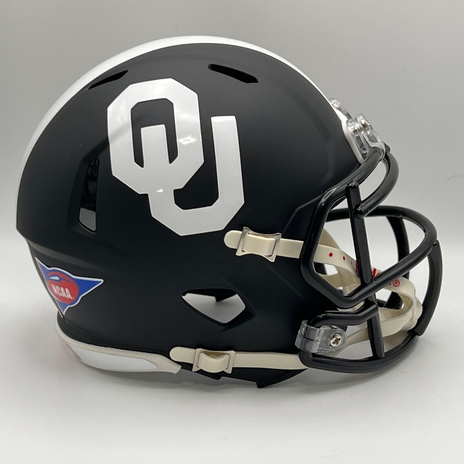 Sooners Helmet: Cool Designs and Where to Get Them