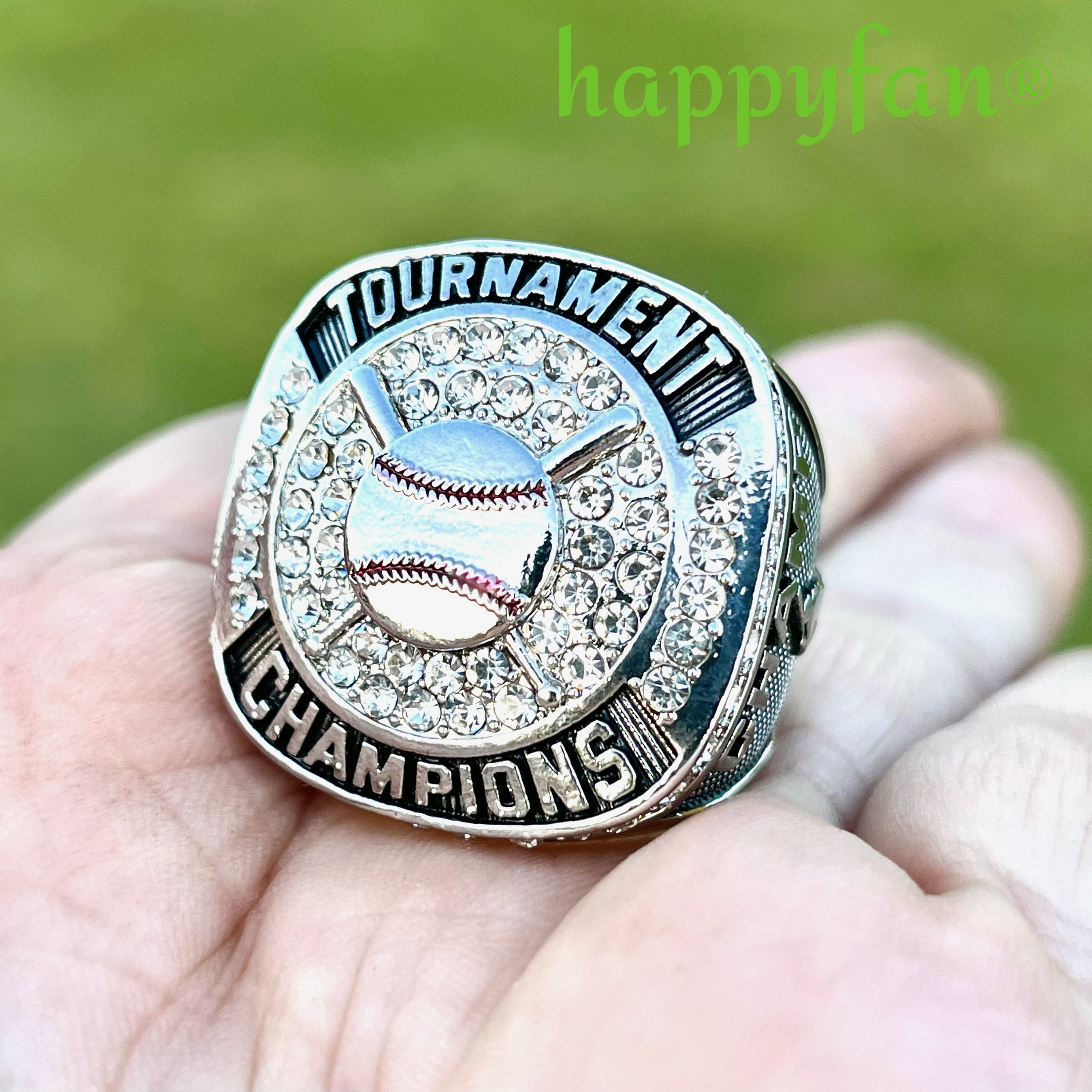 Custom Championship Rings for Softball Teams