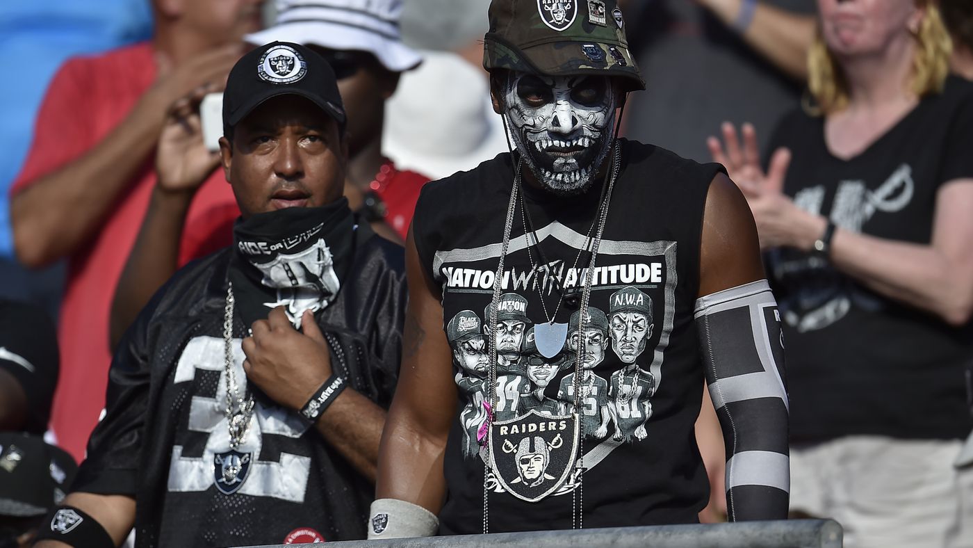 rock your raiders cap white (tips for the best fan outfit)