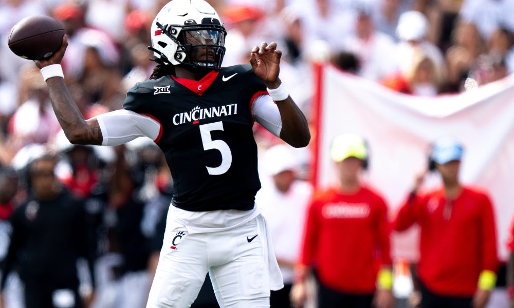 Baylor Football vs Cincinnati Prediction: Which Team Has the Edge in This Matchup?