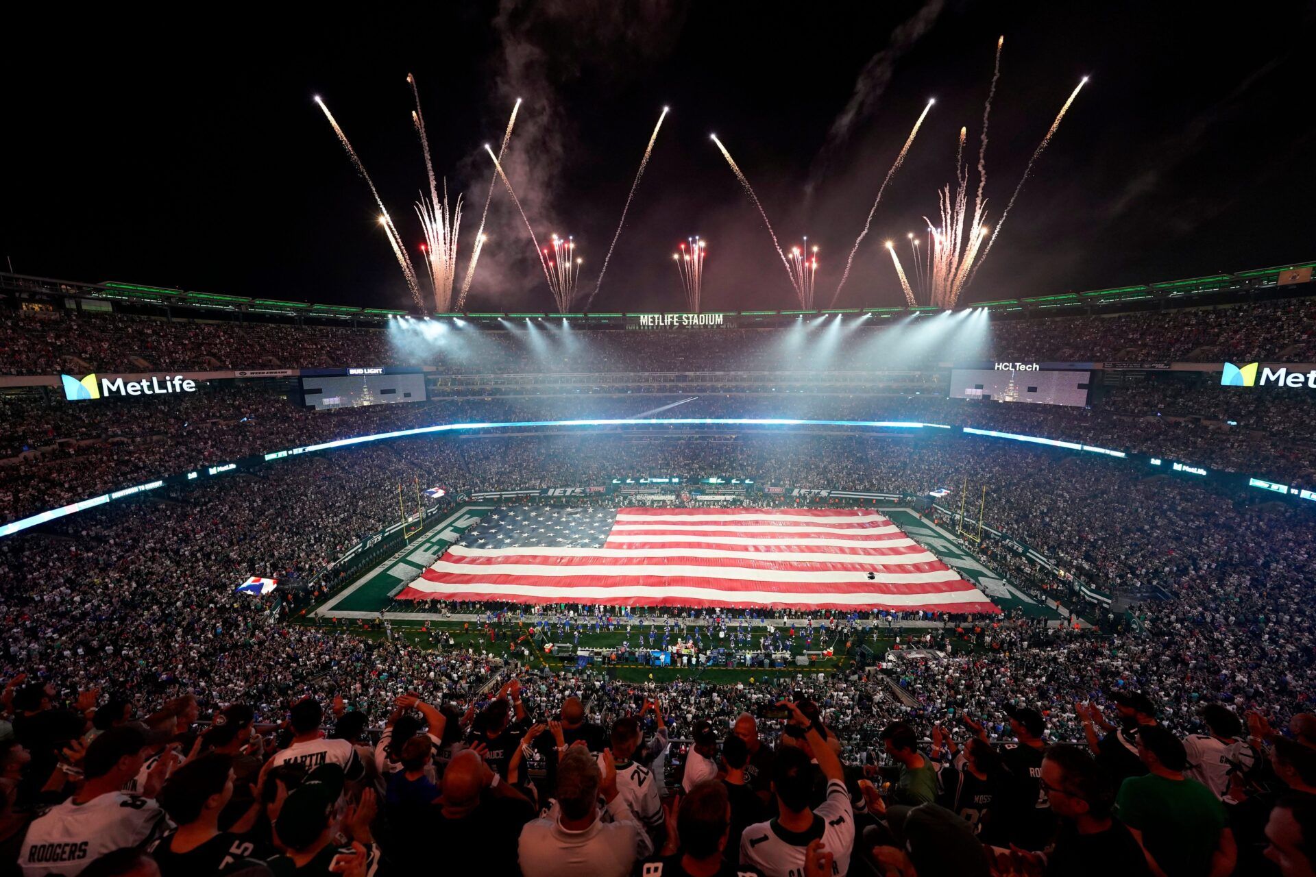 Are the Jets and Giants Stadium Buddies? Yes, They Do Play in the Same Stadium!