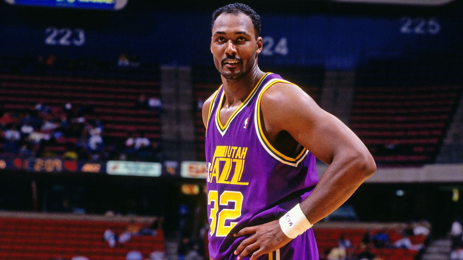 Karl Malone Wingspan:  See How His Massive Reach Changed the Game of Basketball Forever (NBA Finals)