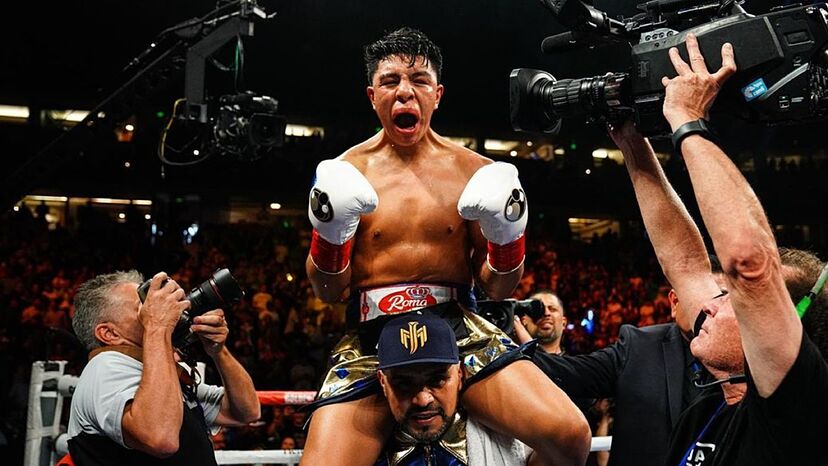 Jaime Munguia Net Worth: Get the Latest on His Earnings and Boxing Success.