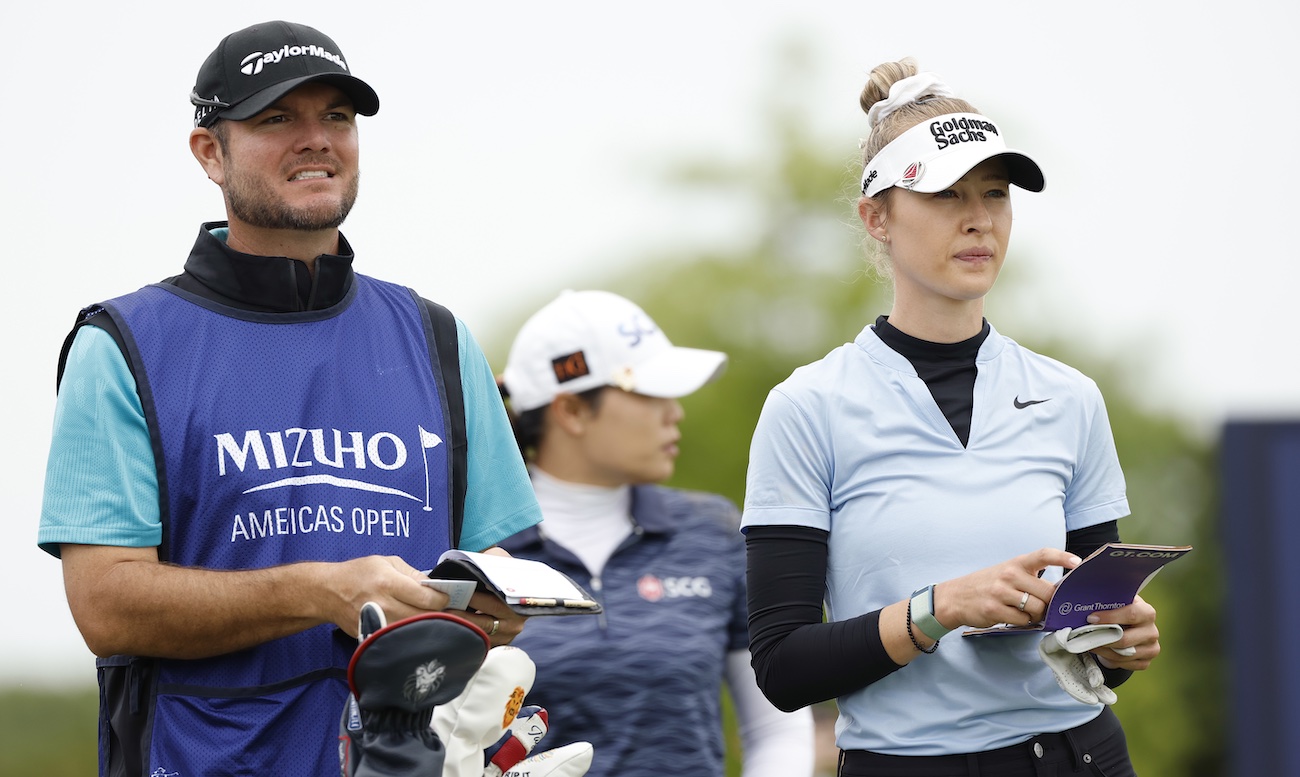 Meet Nelly Kordas caddie:  The key player on her team