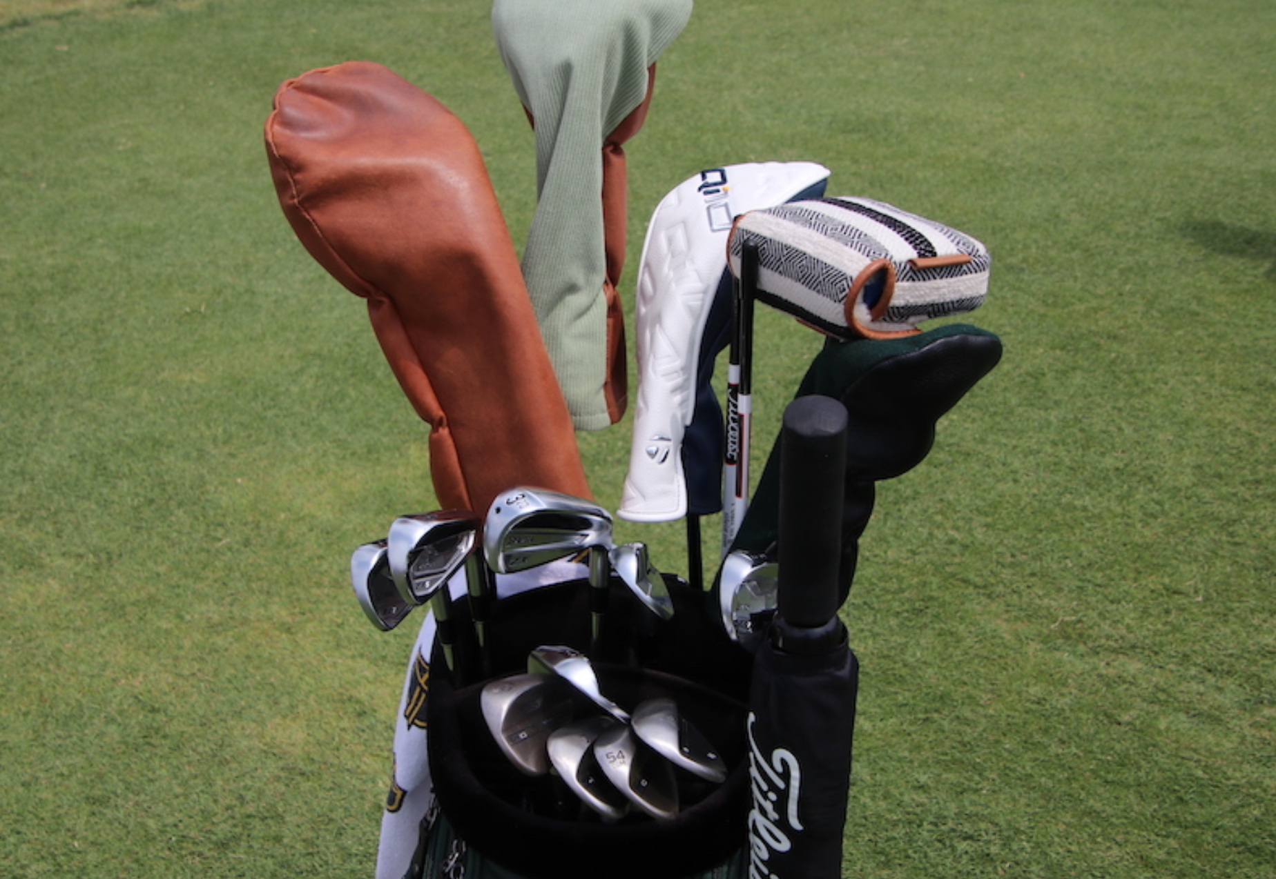 Adam Scott WITB: See the Clubs Hes Using to Win Tournaments!