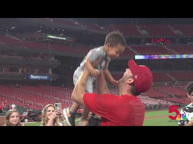 Adam Wainwright Wife and Kids: The Baseball Stars Adorable Family