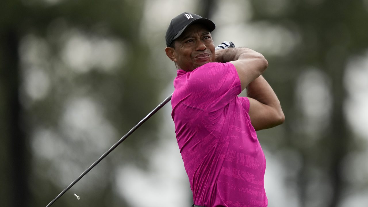 Tiger Woods Career Earnings: Just How Much? See His Huge Earnings from Golf!