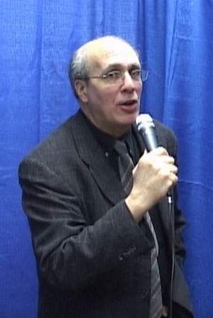 Who is Bill Apter? (Learn About the Legendary Wrestling Writer and His Impact)