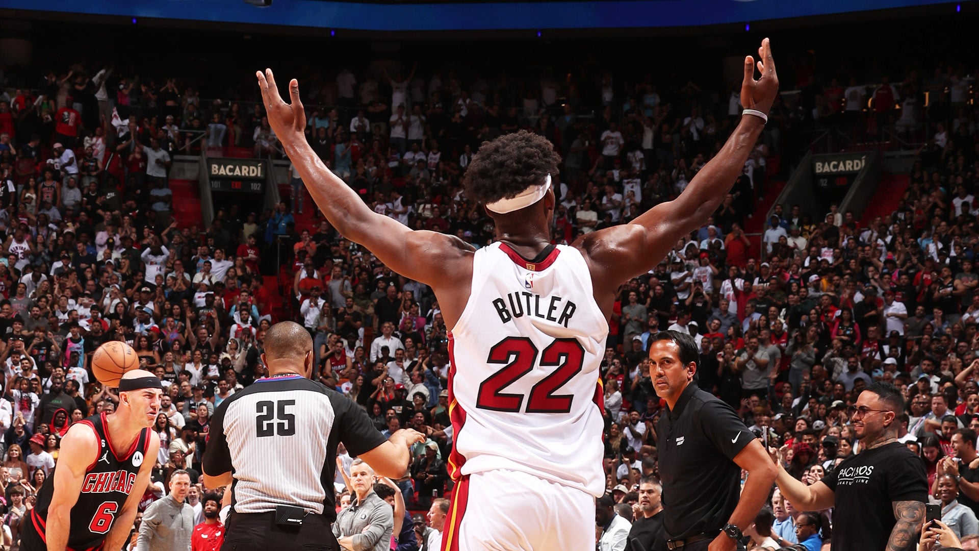 Bulls vs Heat: Get the Latest Player Stats and Find Out Game Winner!