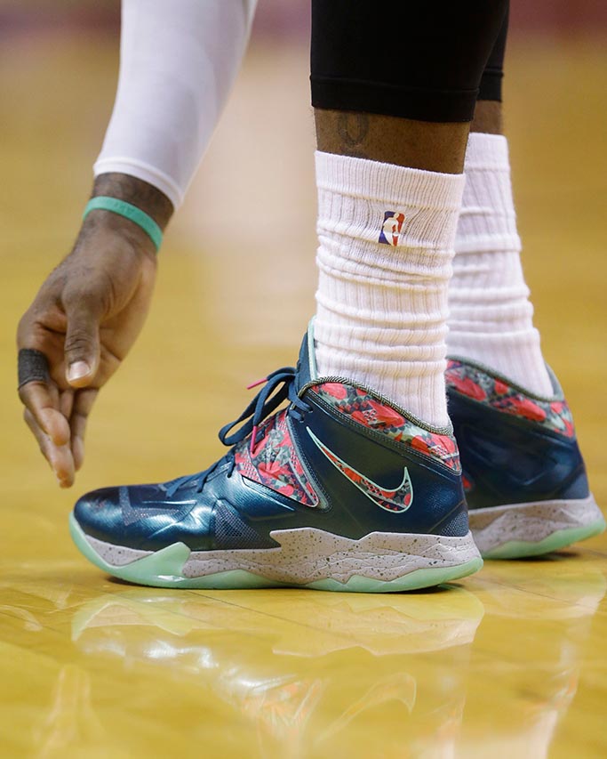 Shoe Size LeBron James: Everything You Need to Know!